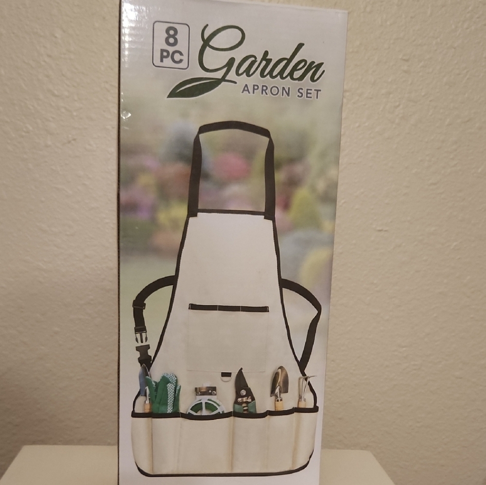 Cream Garden Apron with Decorative Icons